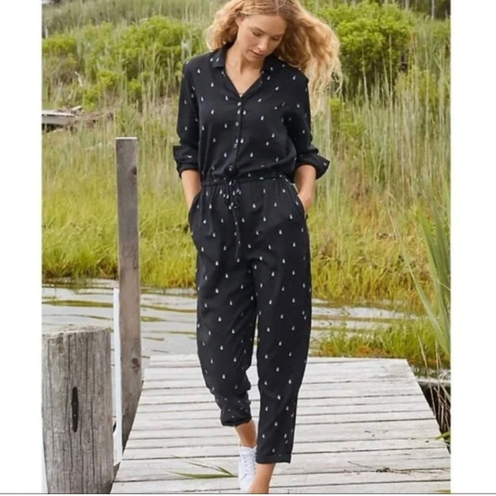 Garnet Hill Women's Essential Button Front Jumpsuit Black Long Sleeve Sz 8